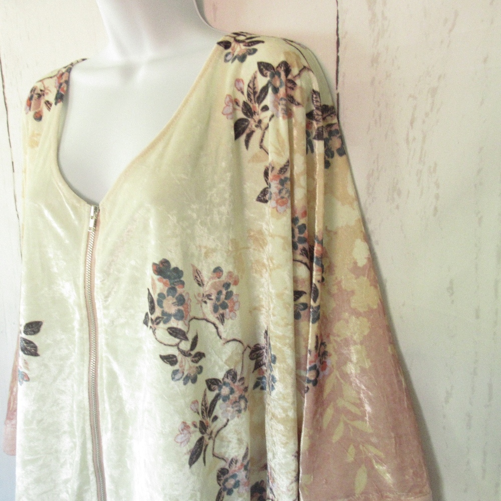 SOLD Maurices Jacket Velvet Flloral Kimono Asian - Picture 4 of 7
